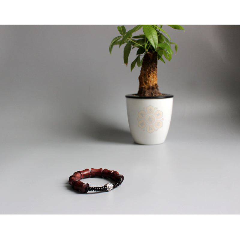 Buddhist Handcrafted Nature Sandalwood Resilience & Wholeness Bracelet (Red Sandalwood & Coco Nut Shells)